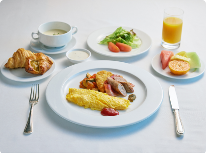 船内レストランでの朝食風景